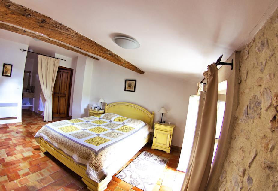 L'Abri Du Poete Bed & Breakfast Besse-sur-Issole Bilik gambar