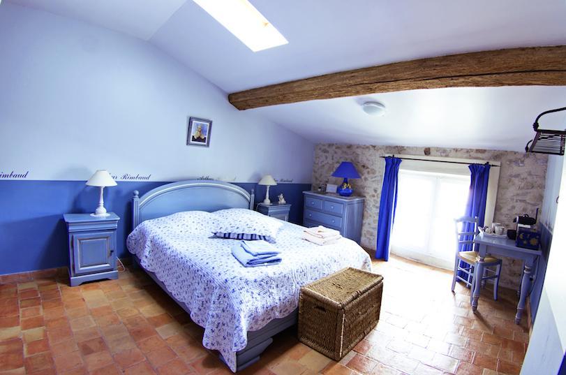 L'Abri Du Poete Bed & Breakfast Besse-sur-Issole Bilik gambar