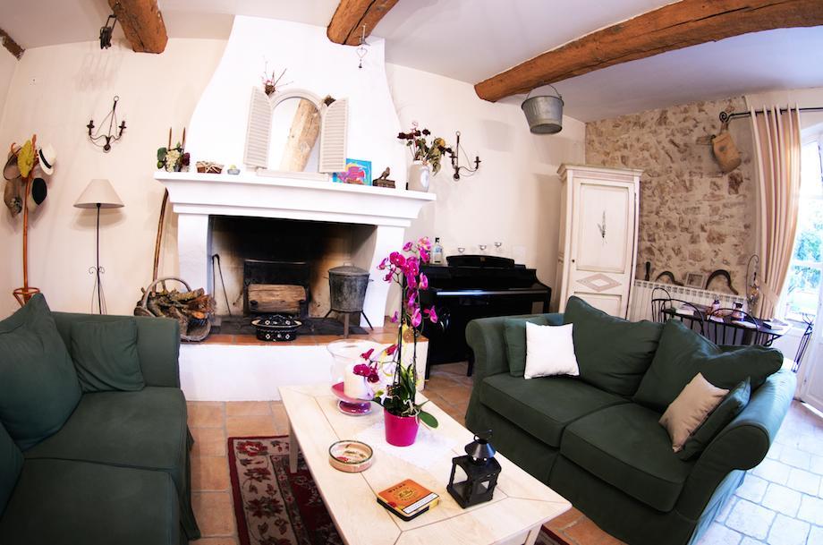 L'Abri Du Poete Bed & Breakfast Besse-sur-Issole Luaran gambar