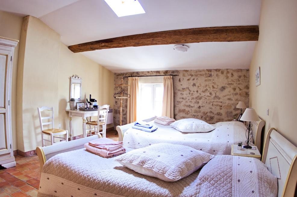 L'Abri Du Poete Bed & Breakfast Besse-sur-Issole Bilik gambar