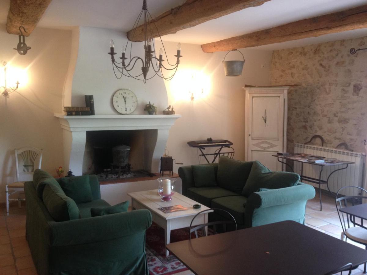 L'Abri Du Poete Bed & Breakfast Besse-sur-Issole Luaran gambar