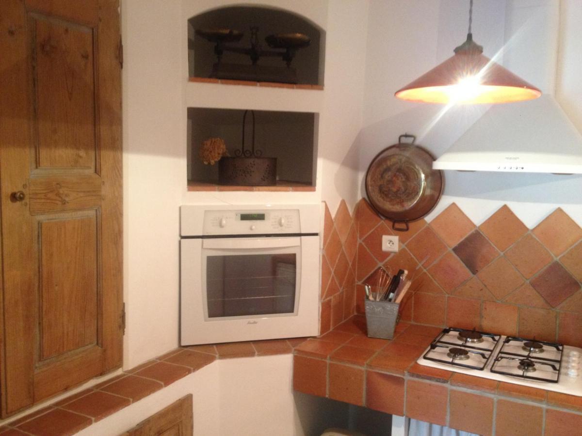 L'Abri Du Poete Bed & Breakfast Besse-sur-Issole Luaran gambar