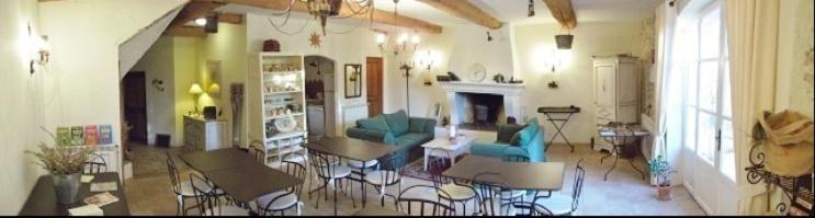 L'Abri Du Poete Bed & Breakfast Besse-sur-Issole Luaran gambar